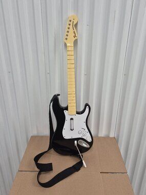 RockBand Harmonix Guitar Hero Fender Stratocaster #19091 Wii W/Strap No Dongle